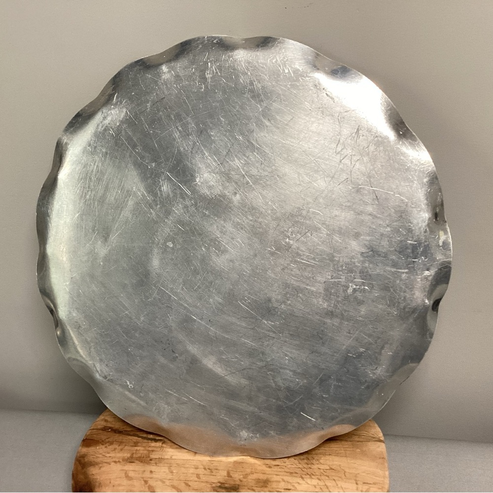 ⚫️ Vintage - Hammered Aluminum Serving Platter - Dogwood Floral Design - Unique - Picture 6 of 10